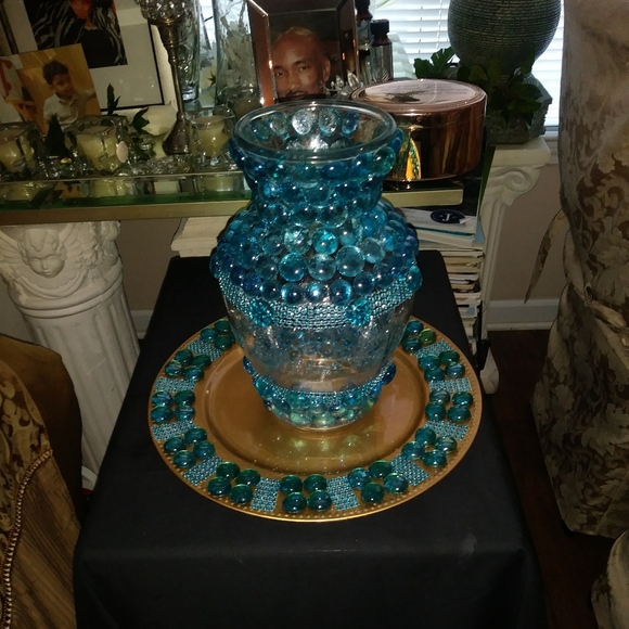 Beautiful Table Blue Vase - Picture 1 of 1